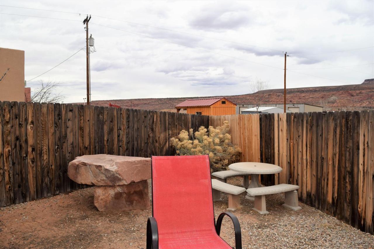 St Dane'S Desert Juniper Cabin Villa Moab Buitenkant foto